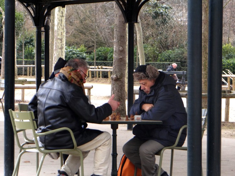 chess players in paris.jpg